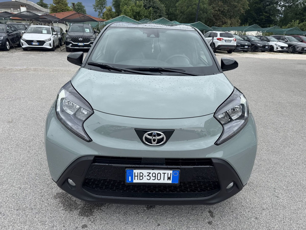 Toyota Aygo X 1.0 Trend 72cv (8)