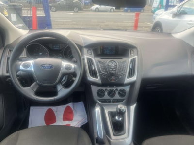 Ford Focus 1.6 TDCi 115 CV Titanium (8)