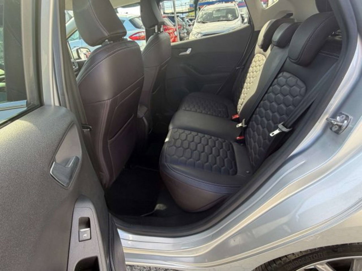 Ford Fiesta 1.0 Ecoboost 100 CV 5 porte Vignale (9)