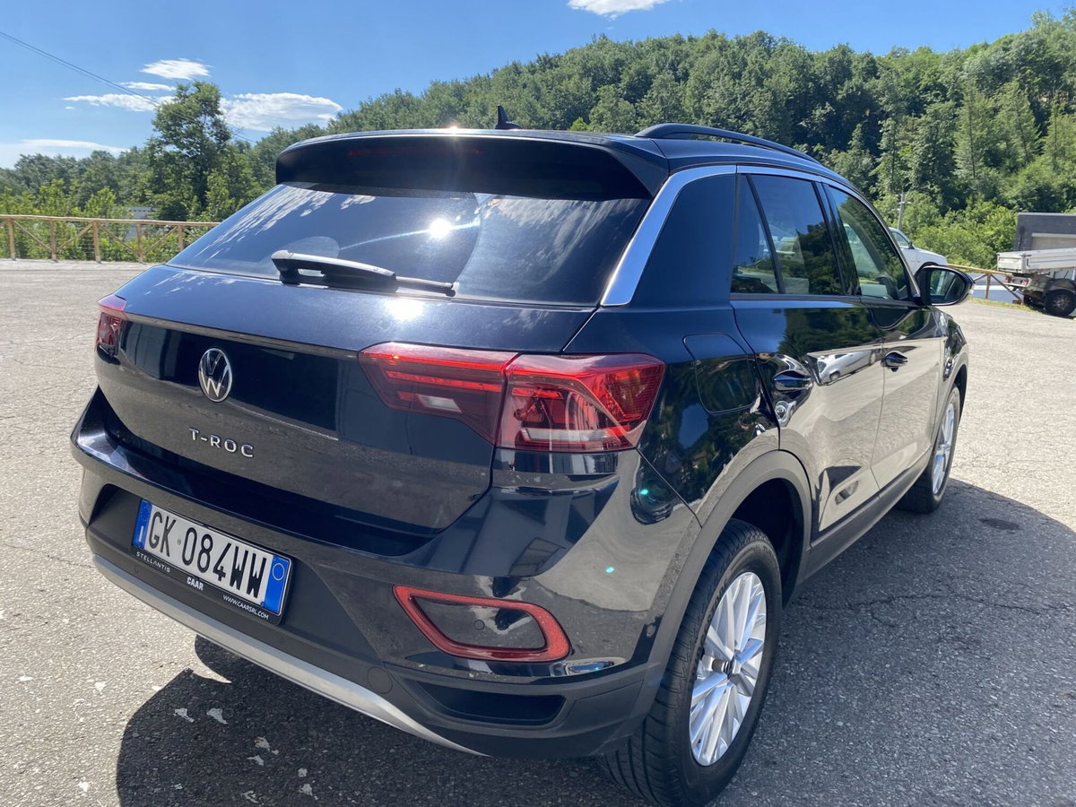 Volkswagen T-Roc 1.0 TSI Life (12)