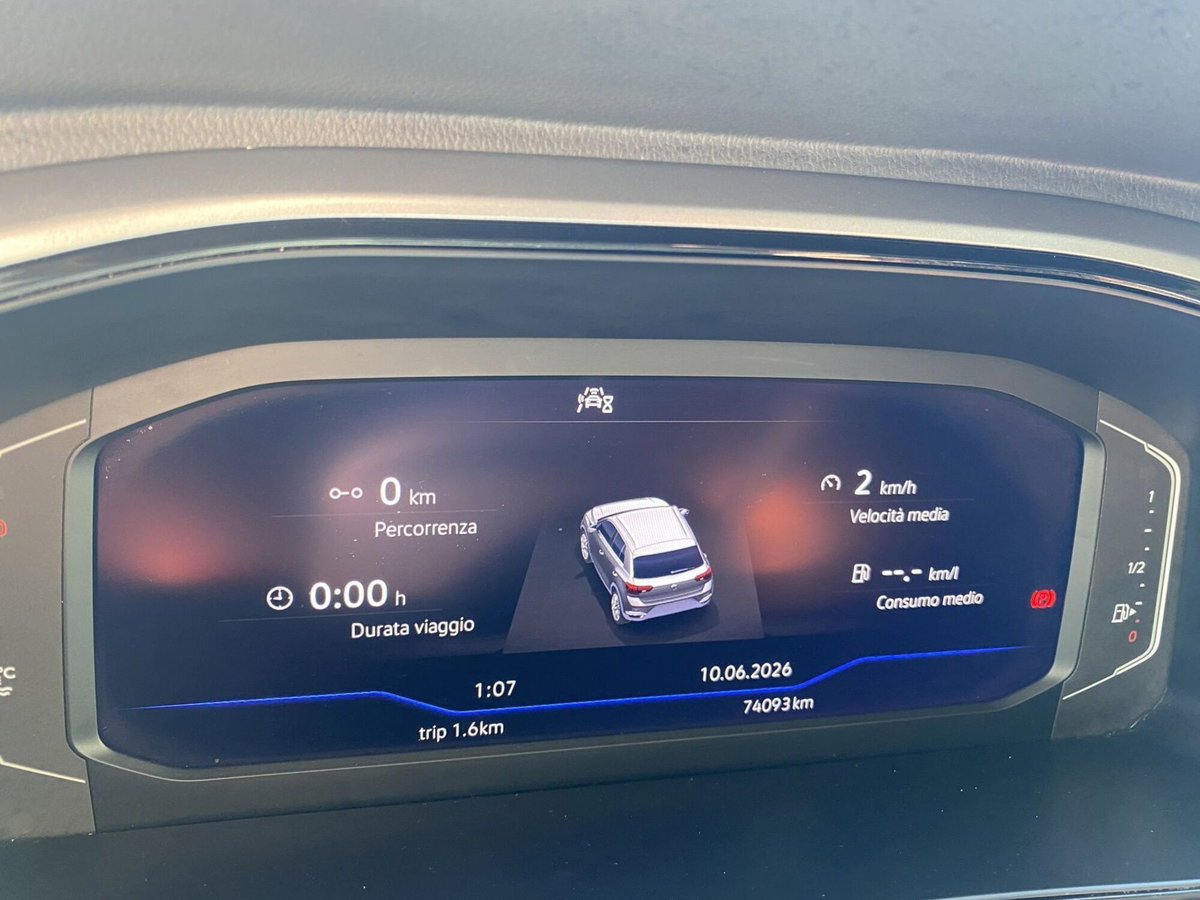 Volkswagen T-Roc 1.0 TSI Life (14)