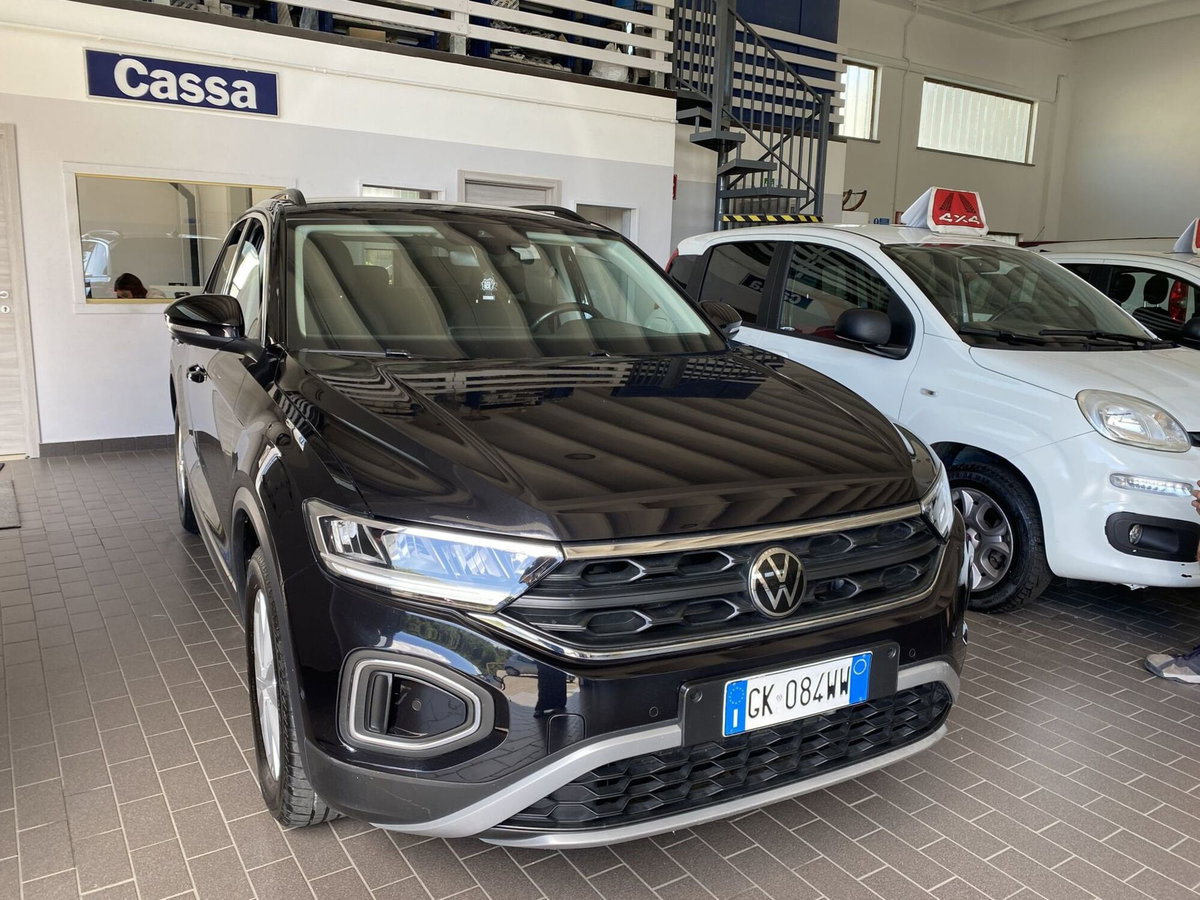 Volkswagen T-Roc 1.0 TSI Life (2)