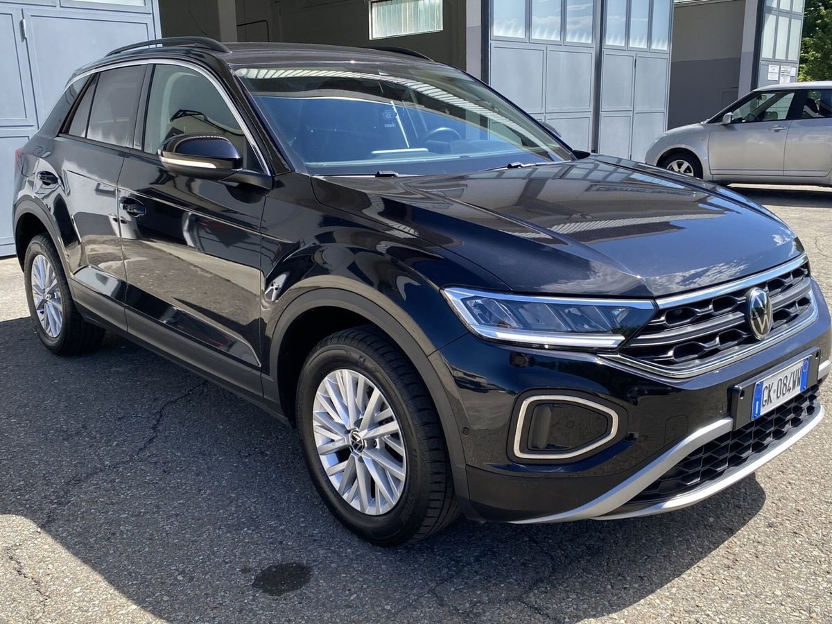 Volkswagen T-Roc 1.0 TSI Life (7)