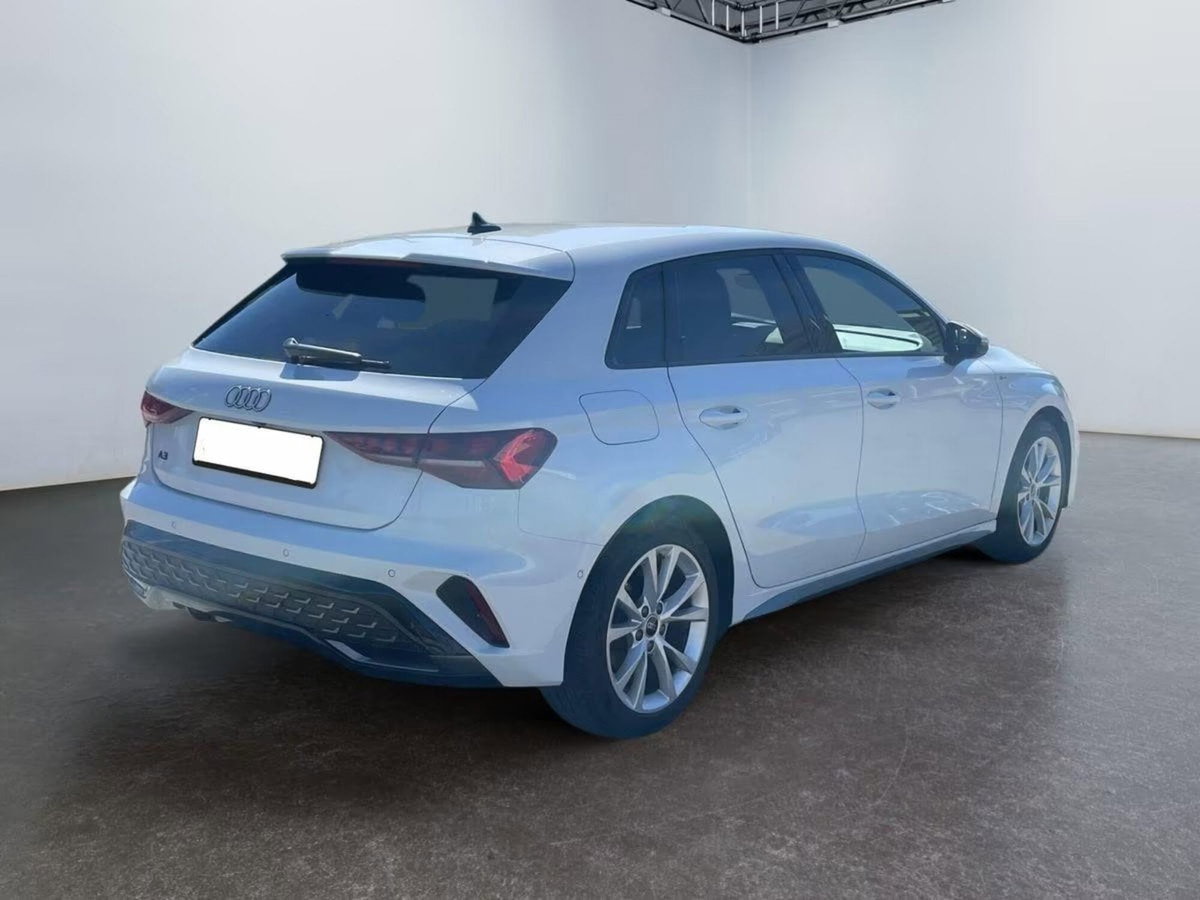 Audi A3 Sportback 1.0 TFSI (2)