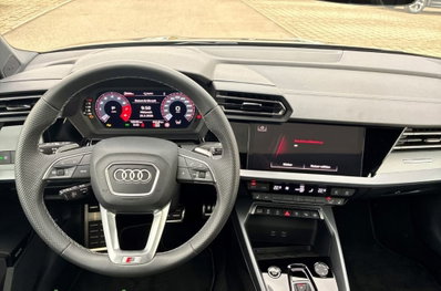 Audi A3 Sportback 35 TFSI S line edition (10)