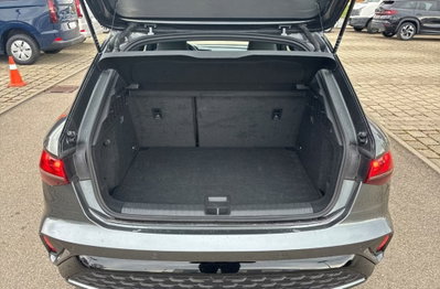 Audi A3 Sportback 35 TFSI S line edition (6)
