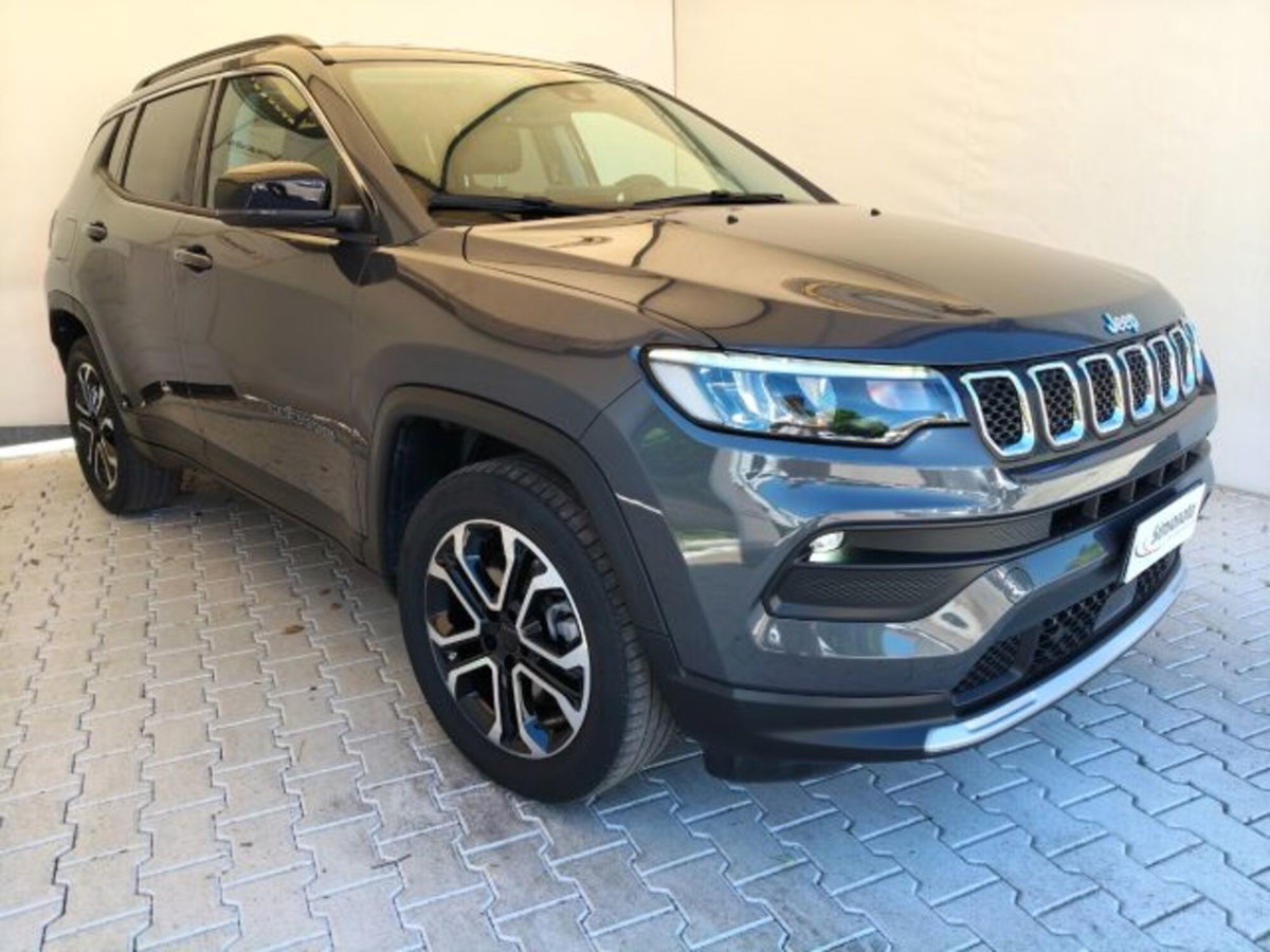 Jeep Compass 1.3 T4 190CV PHEV AT6 4xe Limited (3)