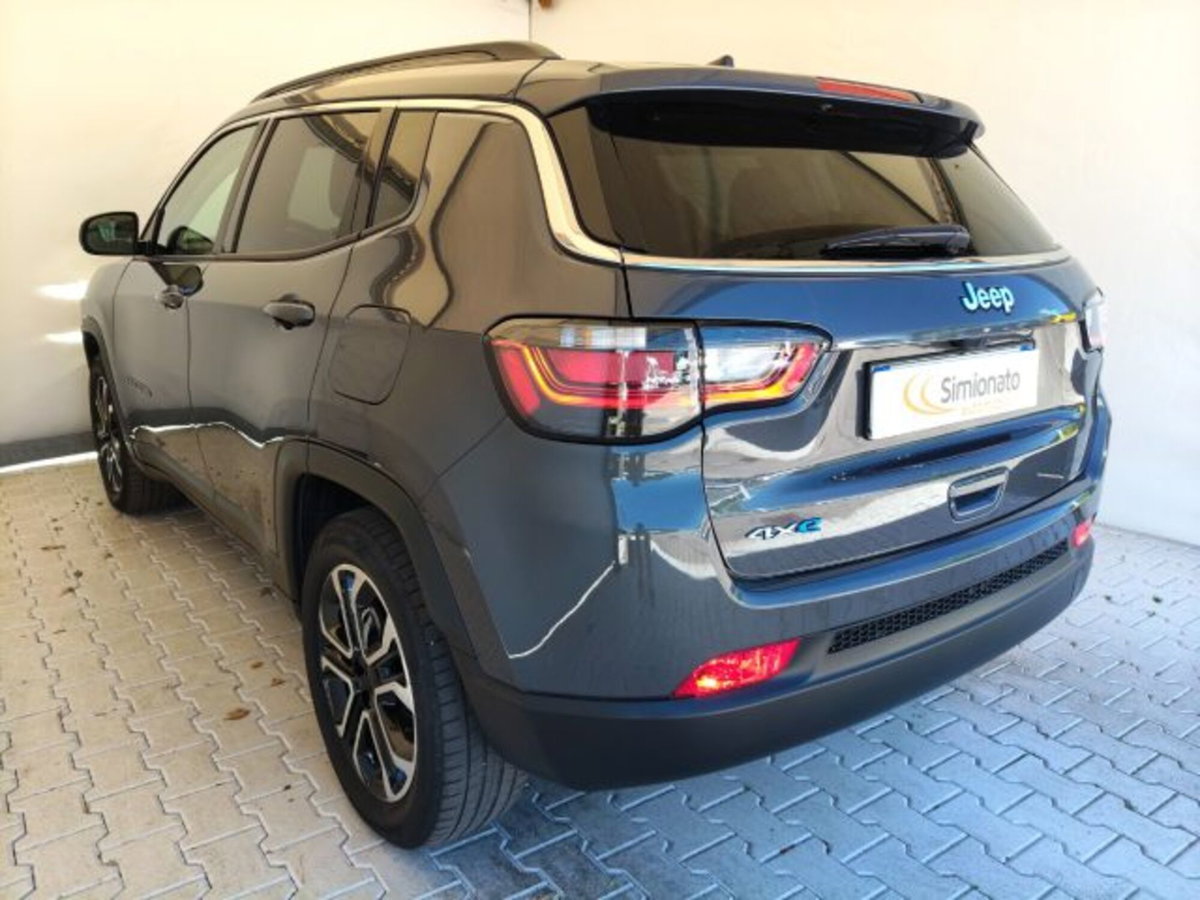 Jeep Compass 1.3 T4 190CV PHEV AT6 4xe Limited (6)