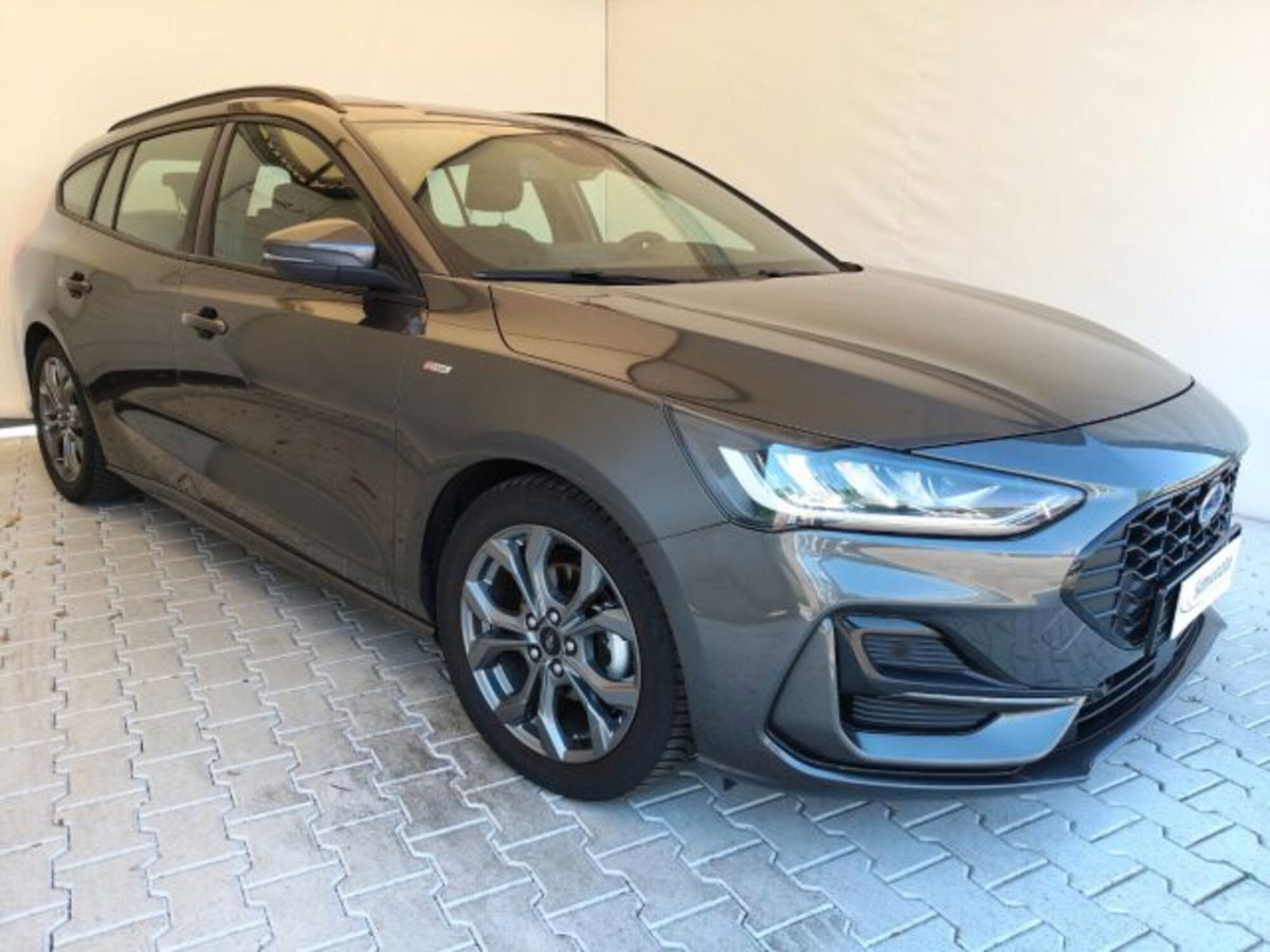 Ford Focus Station Wagon 1.5 EcoBlue 115 CV automatico SW ST-Line Design (3)