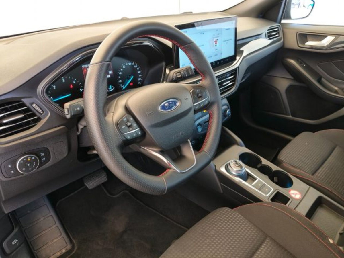 Ford Focus Station Wagon 1.5 EcoBlue 115 CV automatico SW ST-Line Design (7)
