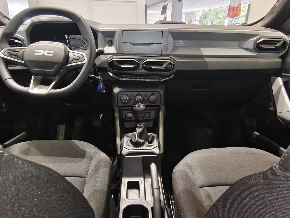 Dacia Duster 1.2 Eco-G Essential 120cv (13)