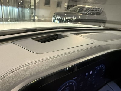Volkswagen Tiguan 2.0 tdi R-Line 4motion 193cv dsg (13)