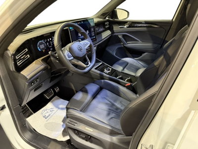 Volkswagen Tiguan 2.0 tdi R-Line 4motion 193cv dsg (7)
