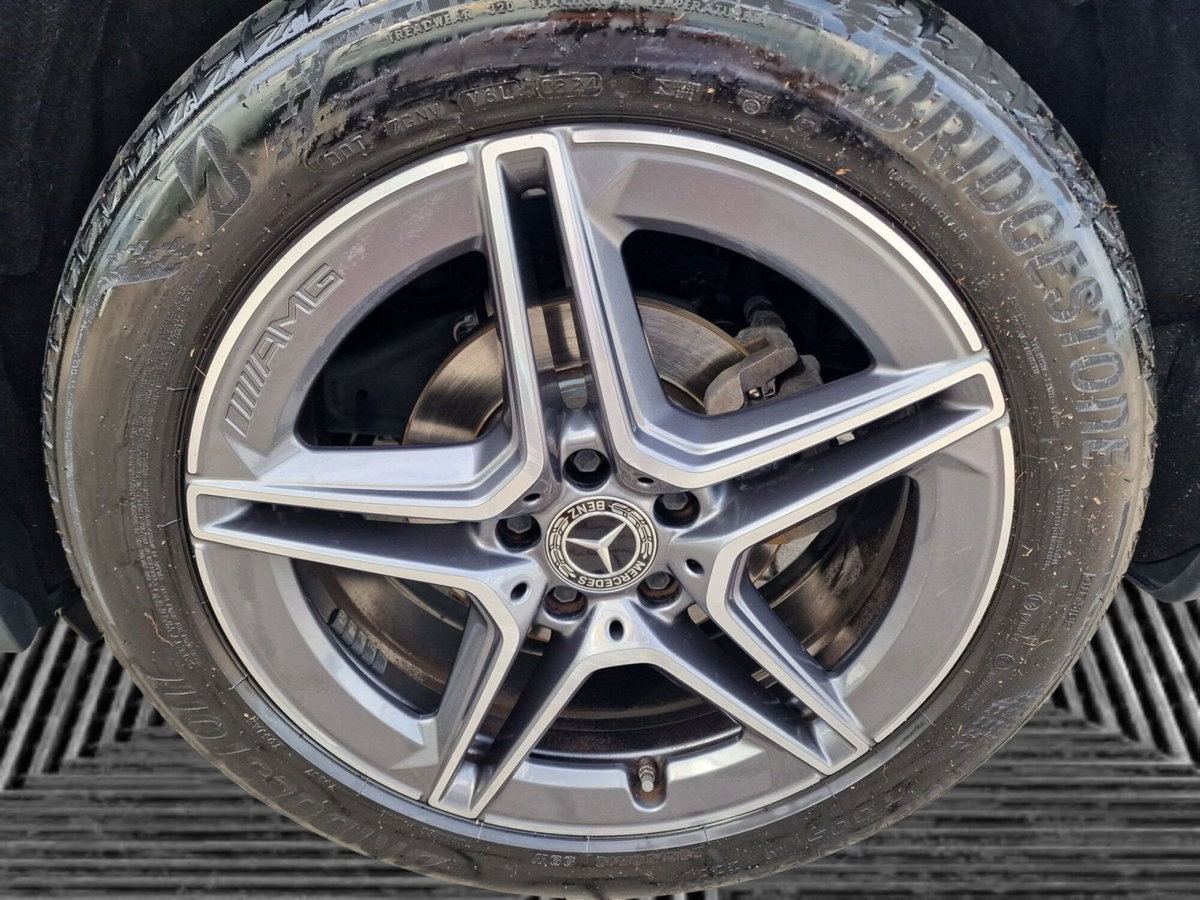 Mercedes-Benz GLA SUV 200 d Automatic 4Matic Premium (10)