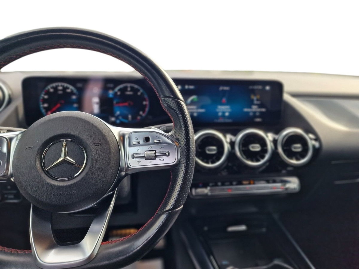 Mercedes-Benz GLA SUV 200 d Automatic 4Matic Premium (15)