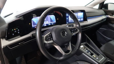Volkswagen Golf 1.5 eTSI 130 CV EVO ACT DSG Life (2)