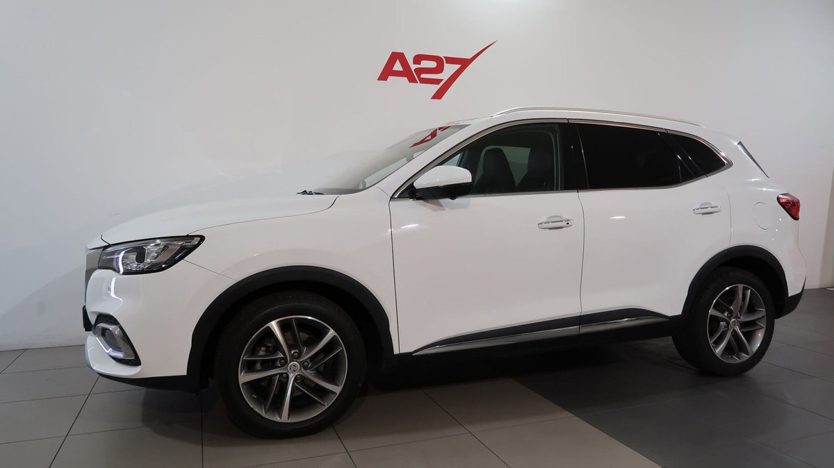 Mg EHS Plug-in Hybrid Exclusive (17)