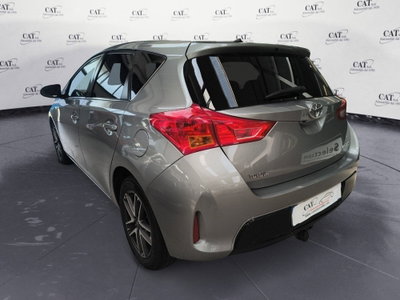 Toyota Auris 1.4 D-4D 5 porte (10)