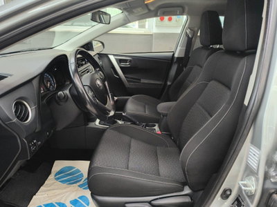 Toyota Auris 1.4 D-4D 5 porte (11)
