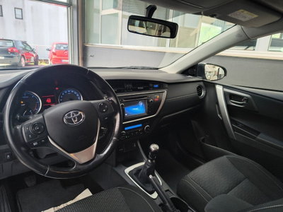 Toyota Auris 1.4 D-4D 5 porte (18)
