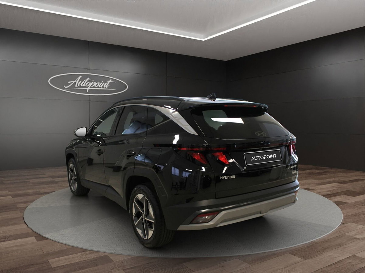 Hyundai Tucson 1.6 hev Business 2wd 239cv auto (8)