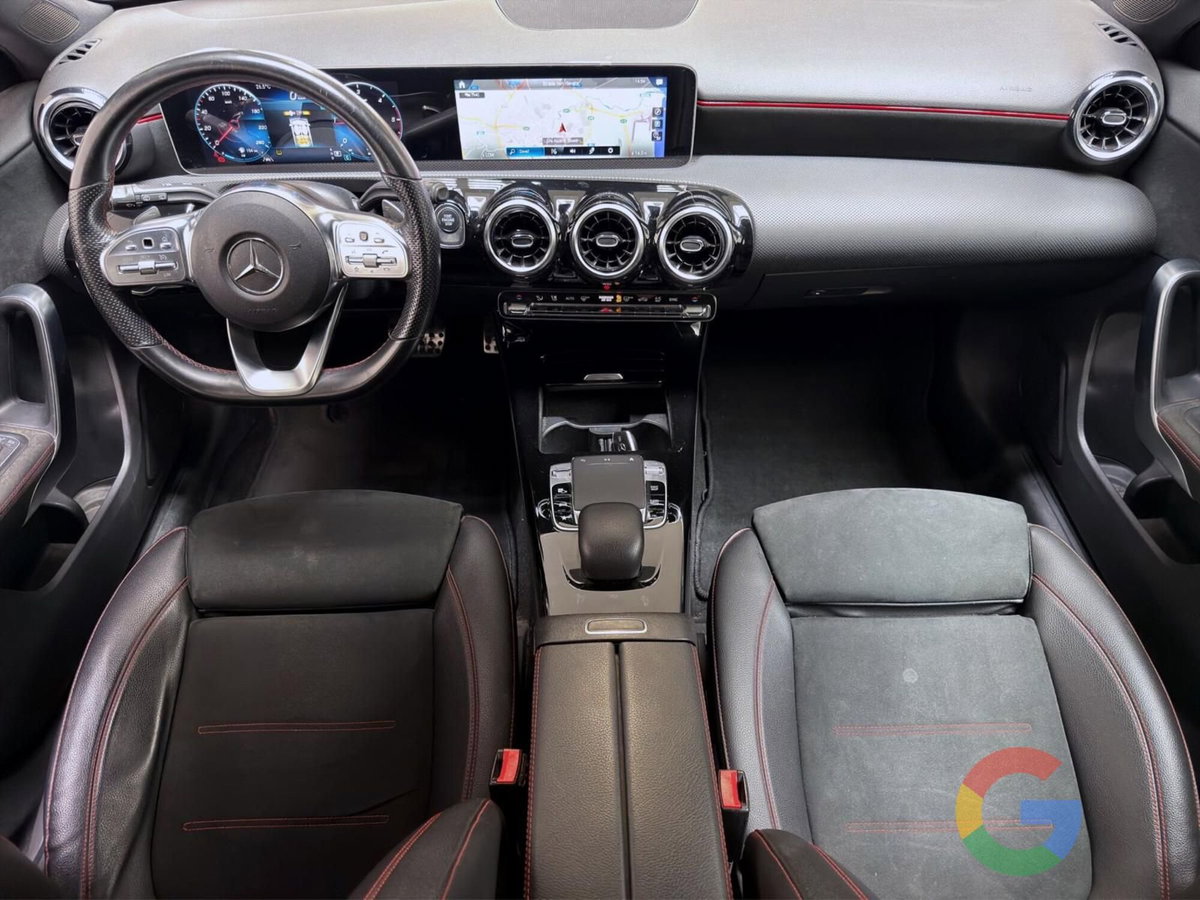 Mercedes-Benz Classe A 180 d Premium (9)