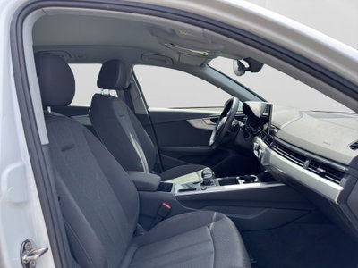 Audi A4 30 2.0 tdi mhev Business Advanced 136cv s-tronic (19)