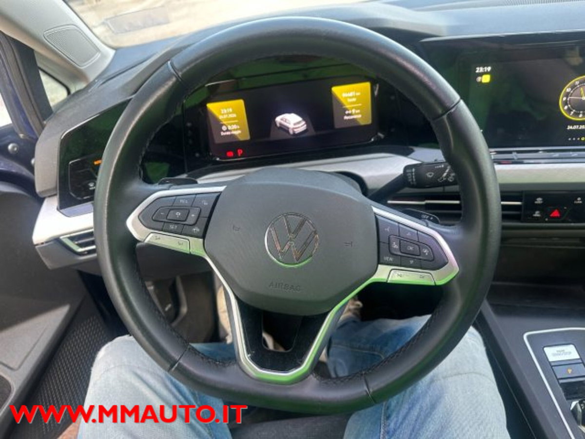 Volkswagen Golf Variant 1.0 eTSI EVO DSG Life (10)