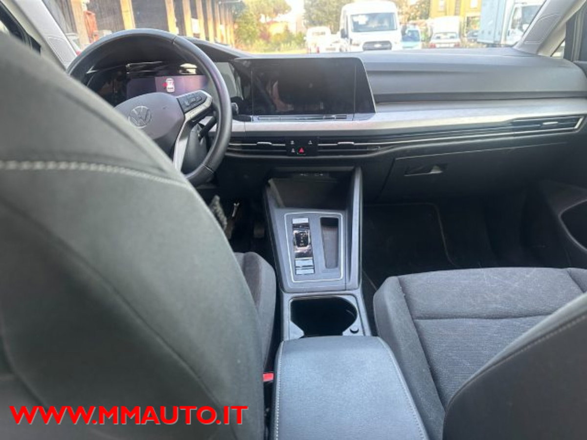 Volkswagen Golf Variant 1.0 eTSI EVO DSG Life (12)