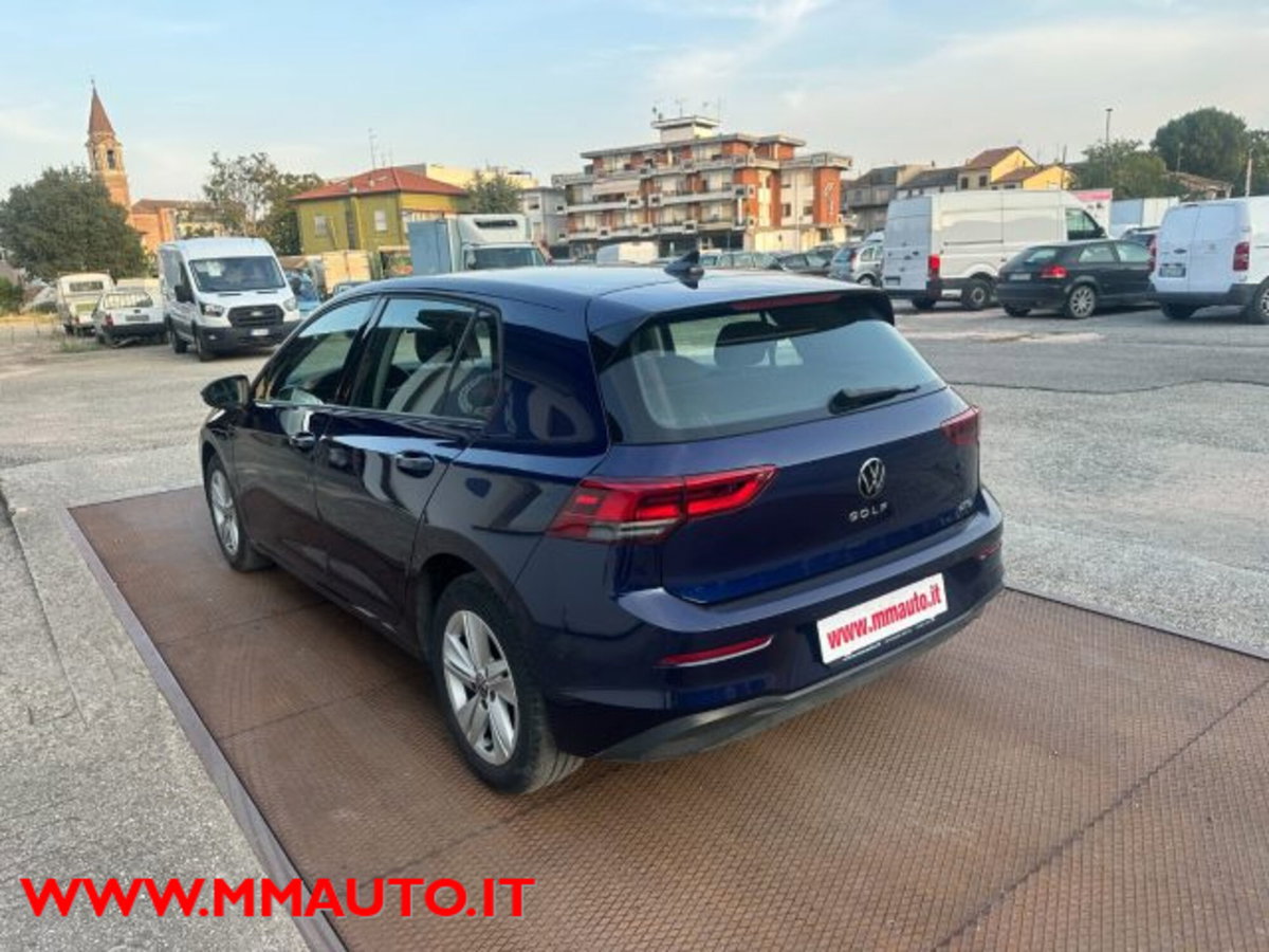 Volkswagen Golf Variant 1.0 eTSI EVO DSG Life (3)