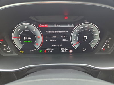 Audi Q3 Sportback 35 TDI quattro S tronic Business Plus (12)