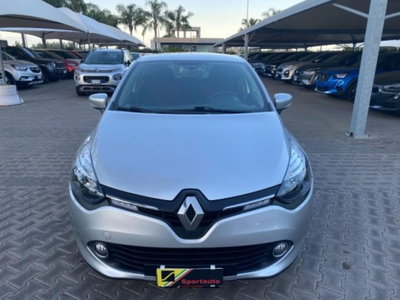 Renault Clio 1.5 dCi 8V 75CV 5 porte Wave (14)