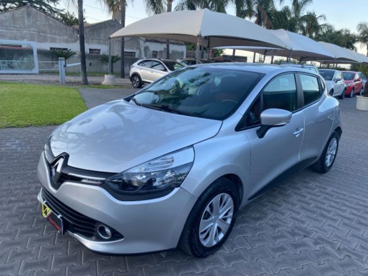 Renault Clio 1.5 dCi 8V 75CV 5 porte Wave (20)