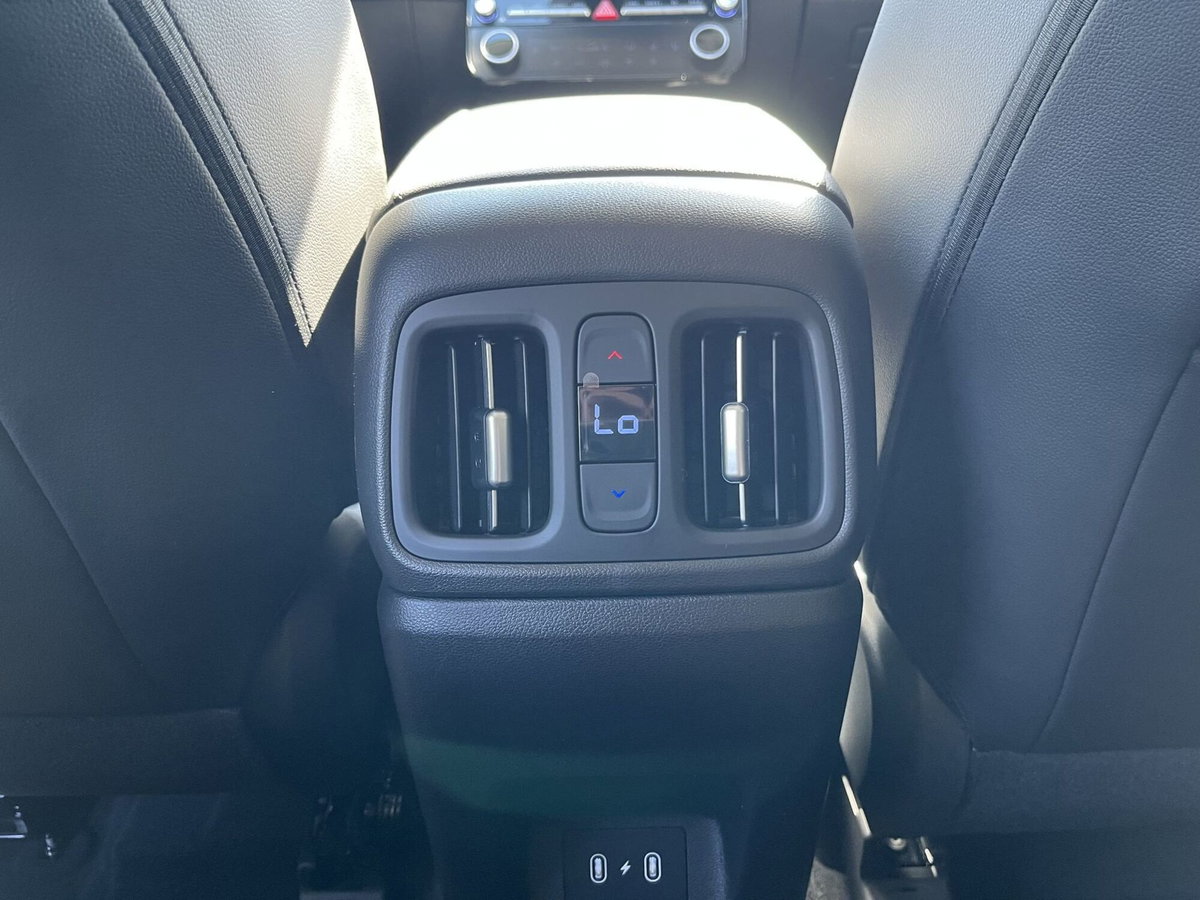 Hyundai Tucson 1.6 hev Exellence 2wd 239cv auto (9)