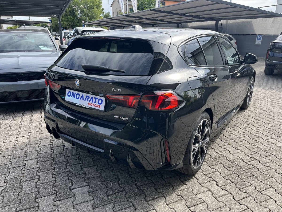 BMW Serie 1 5p. 118i 5p. Msport (5)