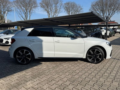 Audi A1 Sportback 30 1.0 tfsi Identity Black 116cv s-tronic (7)