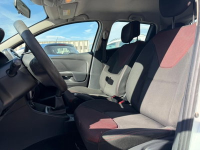 Renault Clio 1.5 dCi 8V 75CV 5 porte Costume National (10)