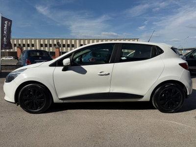 Renault Clio 1.5 dCi 8V 75CV 5 porte Costume National (9)