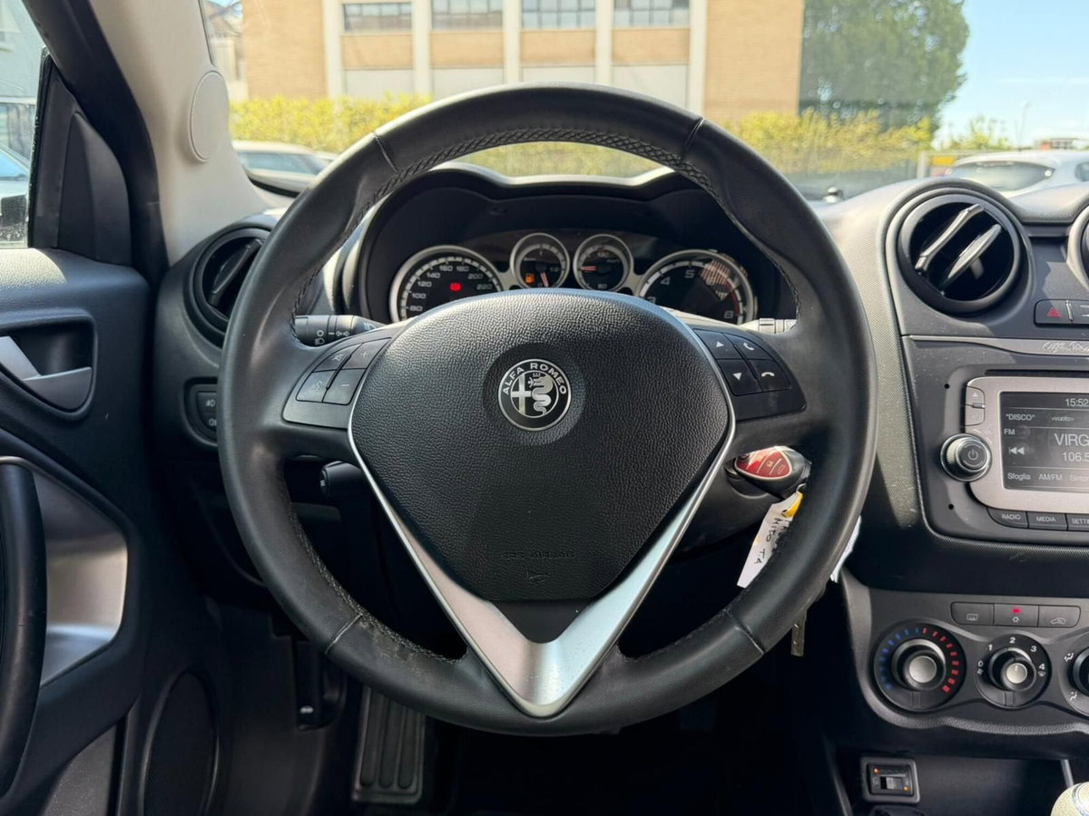 Alfa Romeo MiTo 1.4 T 120 CV GPL Urban (14)
