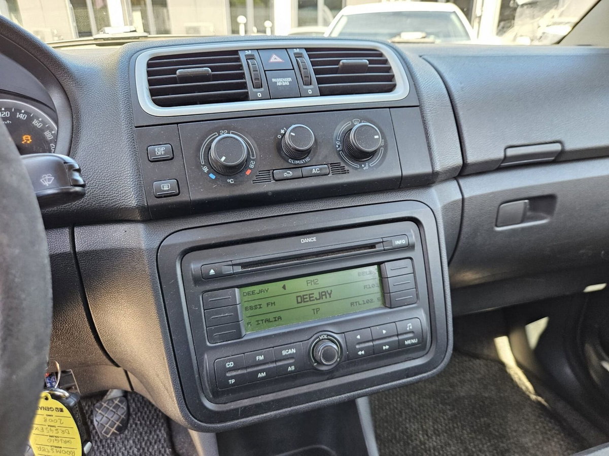 Skoda Roomster 16V Comfort GPLine (11)