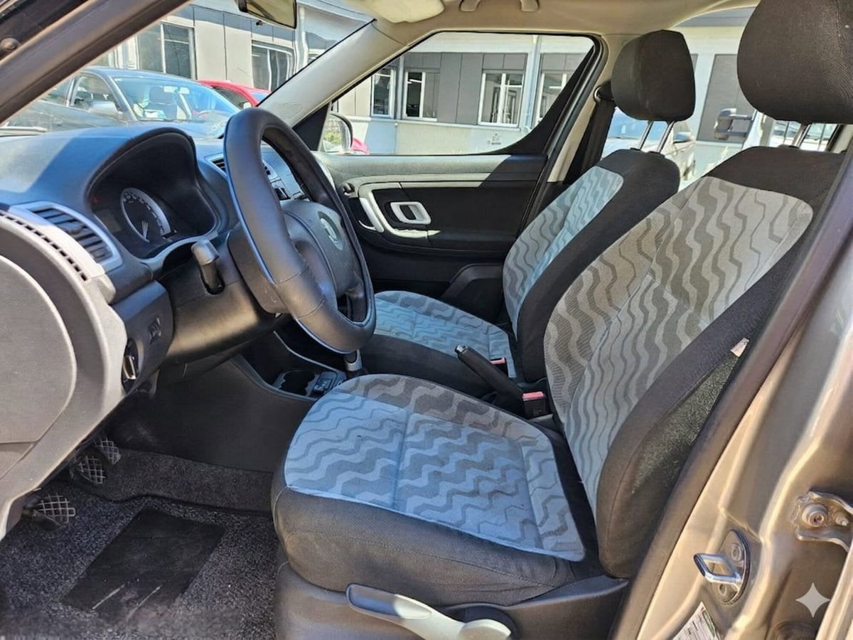 Skoda Roomster 16V Comfort GPLine (6)