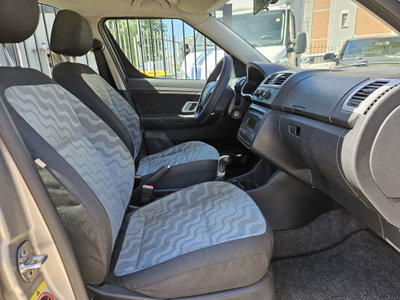 Skoda Roomster 16V Comfort GPLine (9)