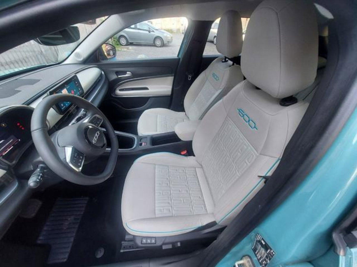 Fiat 600 1.2 La Prima 100cv (8)
