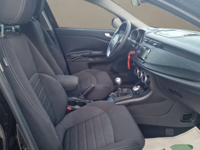 Alfa Romeo Giulietta 1.6 JTDm Super 120cv (18)