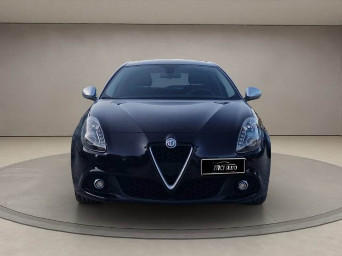 Alfa Romeo Giulietta 1.6 JTDm Super 120cv (8)