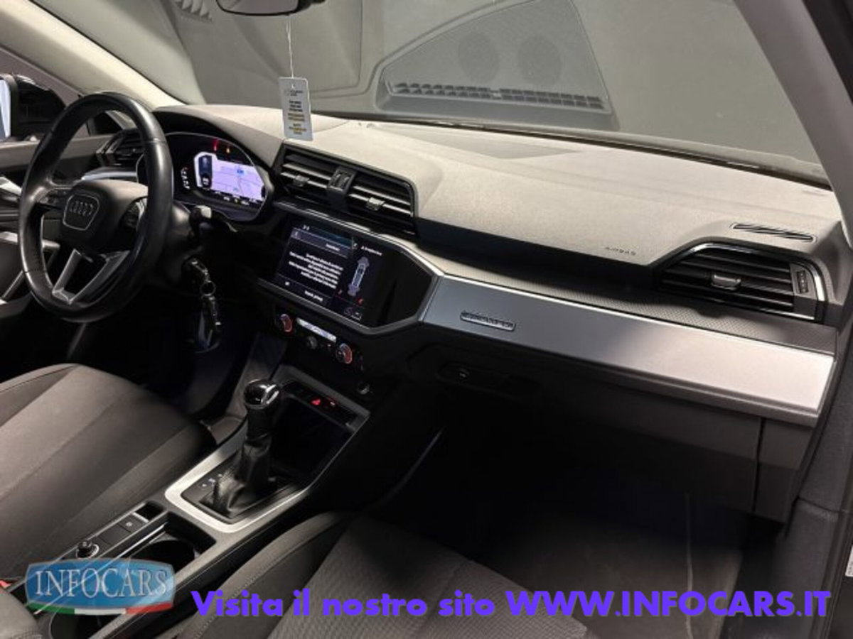 Audi Q3 40 TDI quattro S tronic Business (12)