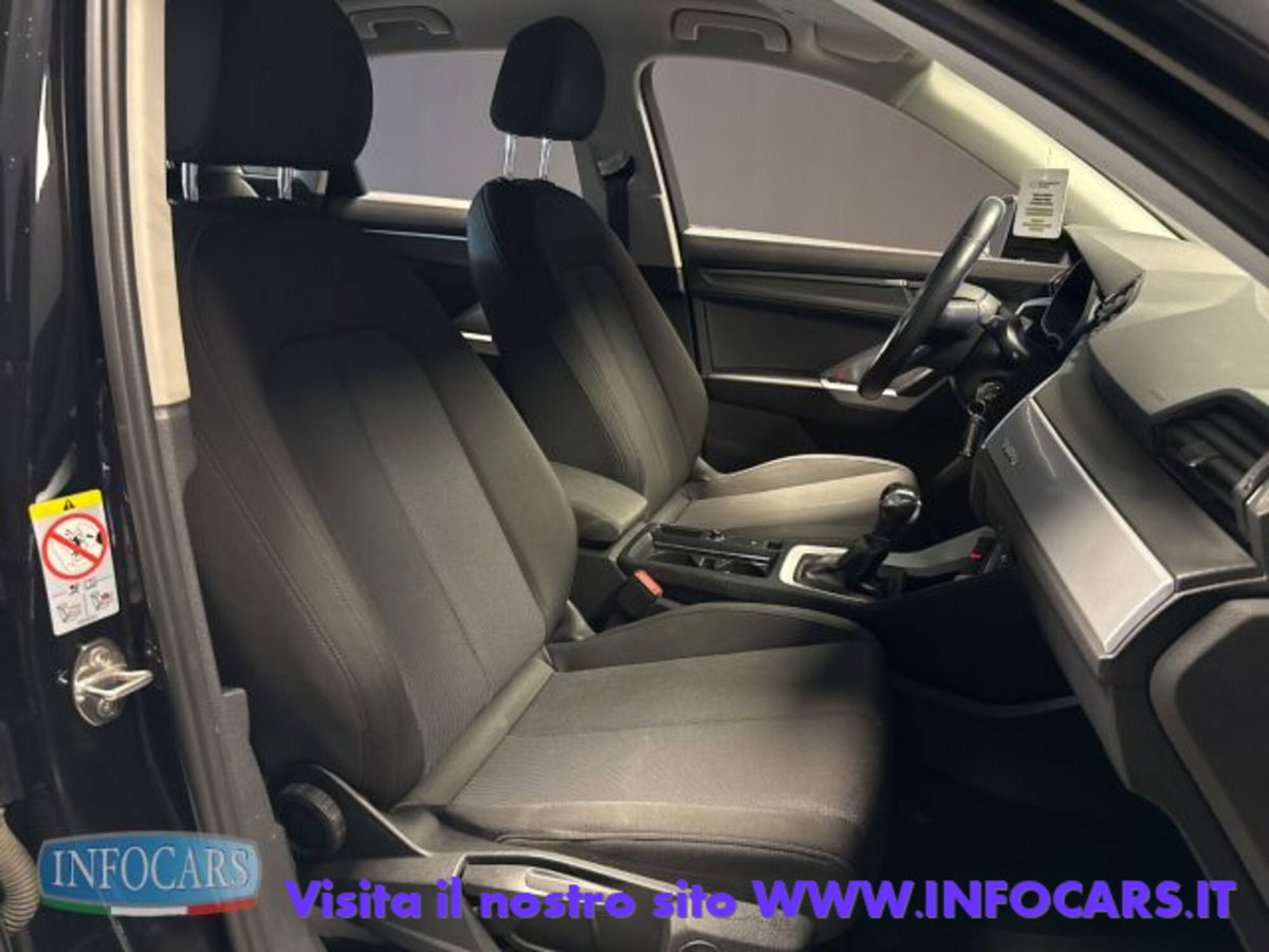 Audi Q3 40 TDI quattro S tronic Business (6)