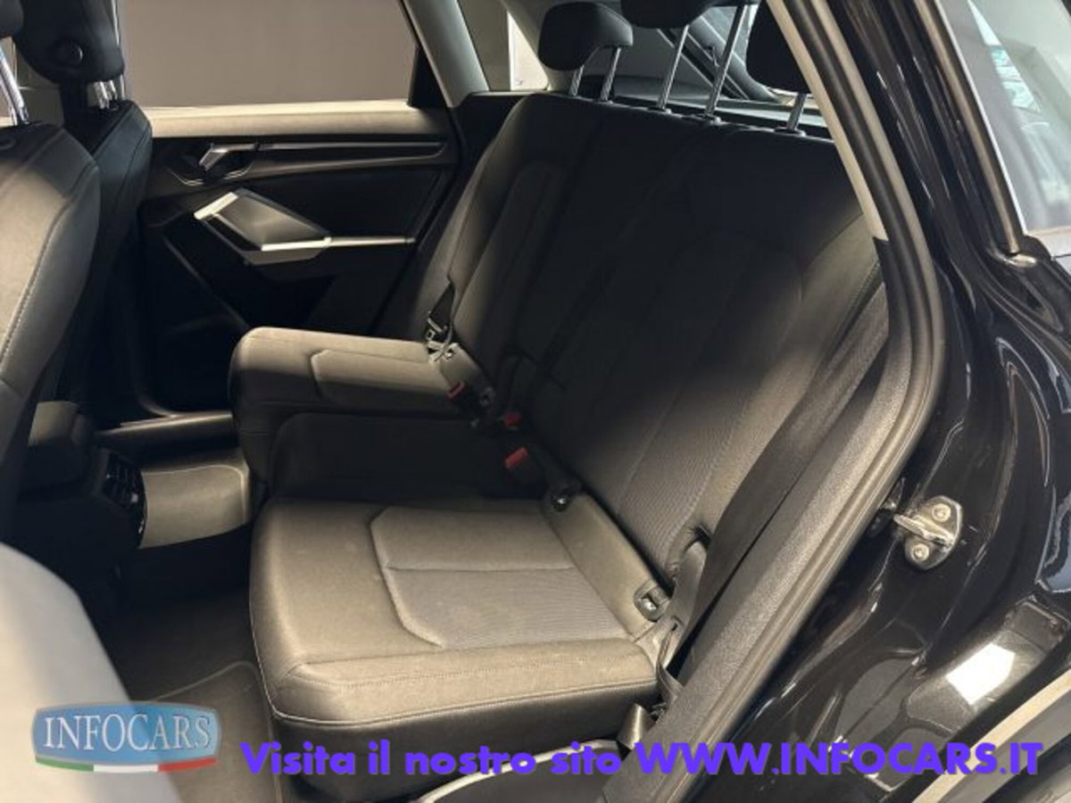 Audi Q3 40 TDI quattro S tronic Business (7)