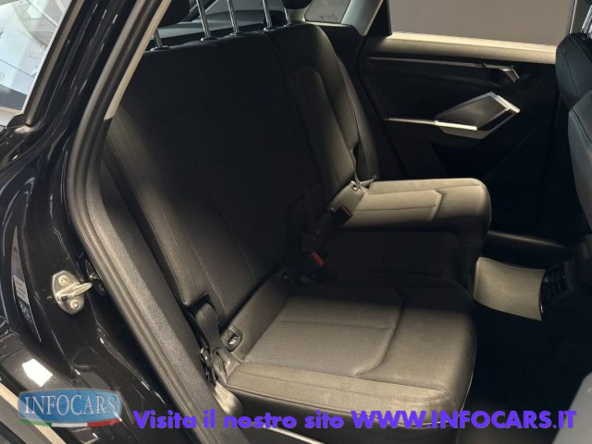 Audi Q3 40 TDI quattro S tronic Business (8)