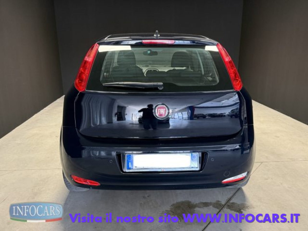 Fiat Punto 1.3 MJT II S&S 95 CV 5 porte Street (16)